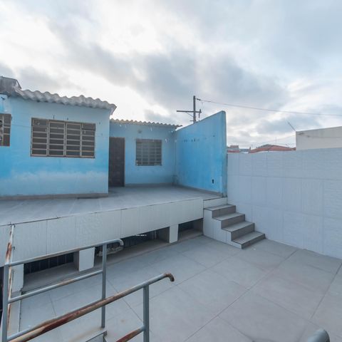 Casa para alugar com 281m², 3 quartos e 7 vagasQuintal 
