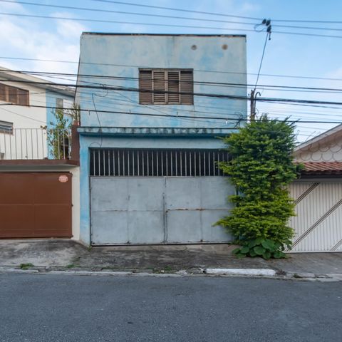 Casa para alugar com 281m², 3 quartos e 7 vagasFachada - Fundos