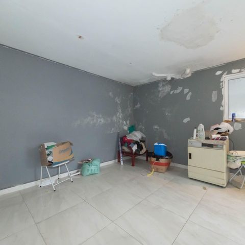Casa para alugar com 281m², 3 quartos e 7 vagasLavanderia