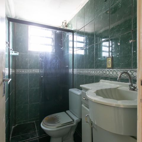 Apartamento à venda com 43m², 2 quartos e 1 vaga Apartamento à venda com 43m², 2 quartos e 1 vagaBanheiro
