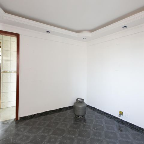 Apartamento à venda com 43m², 2 quartos e 1 vaga Apartamento à venda com 43m², 2 quartos e 1 vagaSala