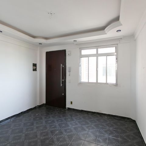 Apartamento à venda com 43m², 2 quartos e 1 vaga Apartamento à venda com 43m², 2 quartos e 1 vagaSala
