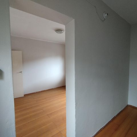 Casa à venda com 240m², 3 quartos e 2 vagas Casa à venda com 240m², 3 quartos e 2 vagasQuarto 2