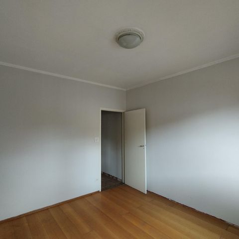 Casa à venda com 240m², 3 quartos e 2 vagas Casa à venda com 240m², 3 quartos e 2 vagasQuarto 2