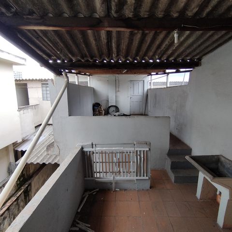 Casa à venda com 240m², 3 quartos e 2 vagas Casa à venda com 240m², 3 quartos e 2 vagasQuintal