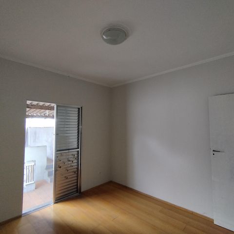 Casa à venda com 240m², 3 quartos e 2 vagas Casa à venda com 240m², 3 quartos e 2 vagasQuarto 1