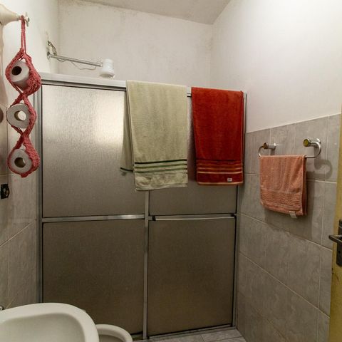 Casa à venda com 125m², 2 quartos e 4 vagas Casa à venda com 125m², 2 quartos e 4 vagasBanheiro