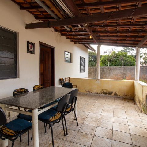 Casa à venda com 125m², 2 quartos e 4 vagas Casa à venda com 125m², 2 quartos e 4 vagasÁrea de Serviço