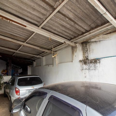 Casa à venda com 125m², 2 quartos e 4 vagas Casa à venda com 125m², 2 quartos e 4 vagasGaragem