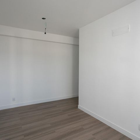 Apartamento à venda com 40m², 1 quarto e 1 vaga Apartamento à venda com 40m², 1 quarto e 1 vagaSala