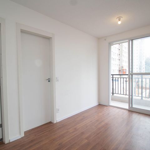 Apartamento à venda com 40m², 2 quartos e sem vaga Apartamento à venda com 40m², 2 quartos e sem vagaSala