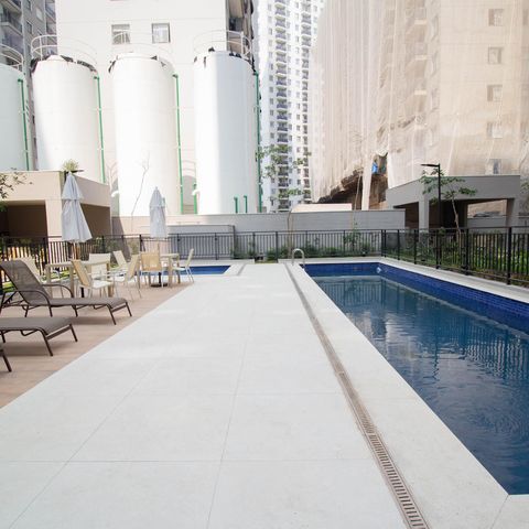 Apartamento à venda com 40m², 2 quartos e sem vaga Apartamento à venda com 40m², 2 quartos e sem vagaÁrea comum - Piscina