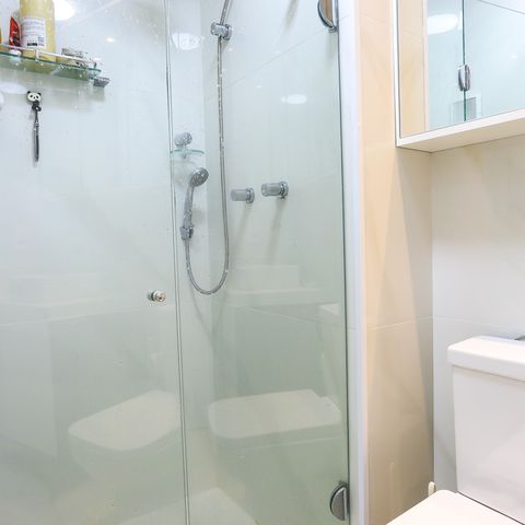 Apartamento à venda com 52m², 2 quartos e 1 vaga Apartamento à venda com 52m², 2 quartos e 1 vagaBanheiro