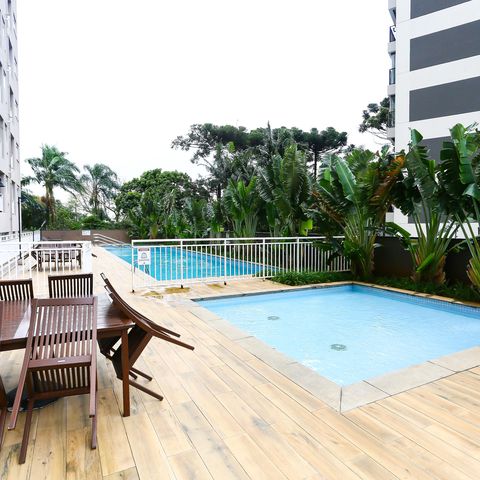 Apartamento à venda com 52m², 2 quartos e 1 vaga Apartamento à venda com 52m², 2 quartos e 1 vagaÁrea comum - Piscina