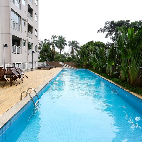 Apartamento à venda com 52m², 2 quartos e 1 vaga Apartamento à venda com 52m², 2 quartos e 1 vagaÁrea comum - Piscina