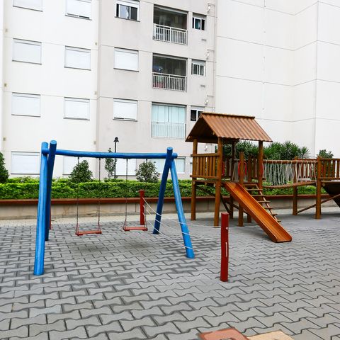 Apartamento à venda com 52m², 2 quartos e 1 vaga Apartamento à venda com 52m², 2 quartos e 1 vagaÁrea comum - Playground