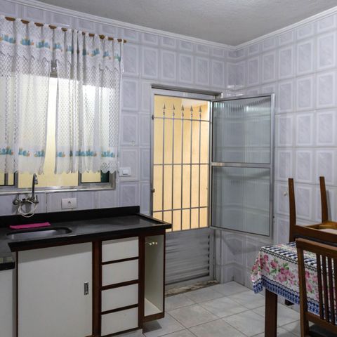 Casa à venda com 136m², 4 quartos e 2 vagas Casa à venda com 136m², 4 quartos e 2 vagasCasa 1 - Cozinha