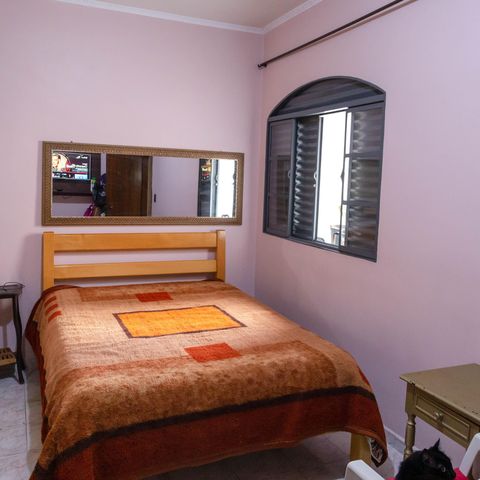 Casa à venda com 136m², 4 quartos e 2 vagas Casa à venda com 136m², 4 quartos e 2 vagasCasa 2 - Quarto 1