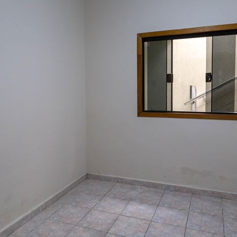 Casa à venda com 136m², 4 quartos e 2 vagas Casa à venda com 136m², 4 quartos e 2 vagasCasa 1 - Quarto 2