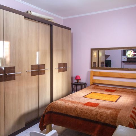 Casa à venda com 136m², 4 quartos e 2 vagas Casa à venda com 136m², 4 quartos e 2 vagasCasa 2 - Quarto 1