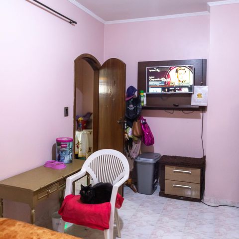Casa à venda com 136m², 4 quartos e 2 vagas Casa à venda com 136m², 4 quartos e 2 vagasCasa 2 - Quarto 1