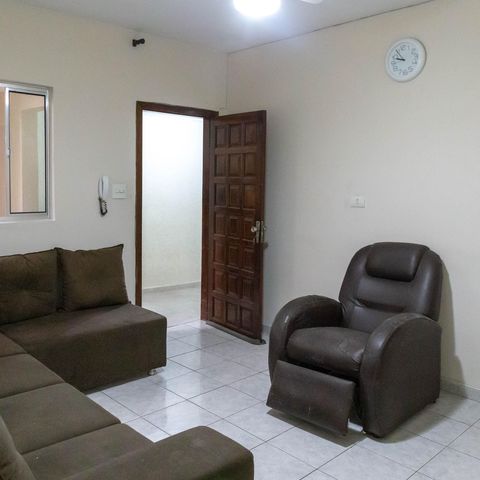 Casa à venda com 136m², 4 quartos e 2 vagas Casa à venda com 136m², 4 quartos e 2 vagasCasa 1 - Sala