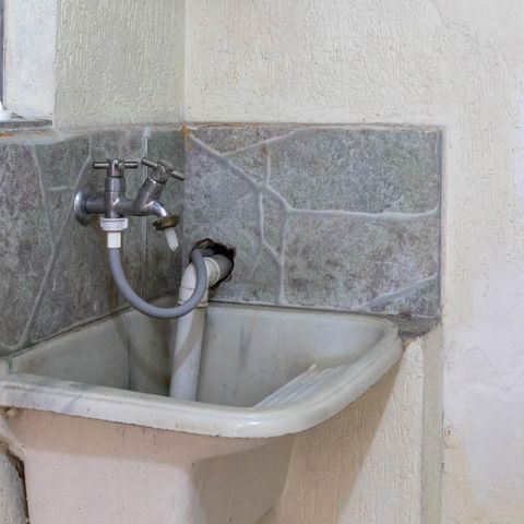 Casa à venda com 136m², 4 quartos e 2 vagas Casa à venda com 136m², 4 quartos e 2 vagasCasa 1 - Área de Serviço