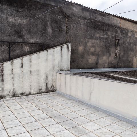 Casa à venda com 136m², 4 quartos e 2 vagas Casa à venda com 136m², 4 quartos e 2 vagasCasa 1 - Área de Serviço