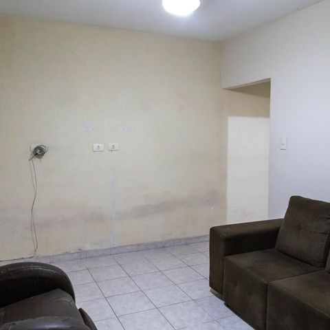 Casa à venda com 136m², 4 quartos e 2 vagas Casa à venda com 136m², 4 quartos e 2 vagasCasa 1 - Sala