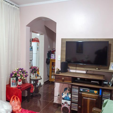 Casa à venda com 136m², 4 quartos e 2 vagas Casa à venda com 136m², 4 quartos e 2 vagasCasa 2 - Sala