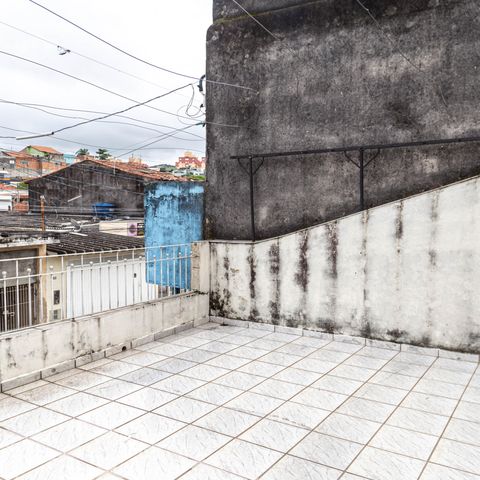 Casa à venda com 136m², 4 quartos e 2 vagas Casa à venda com 136m², 4 quartos e 2 vagasCasa 1 - Área de Serviço