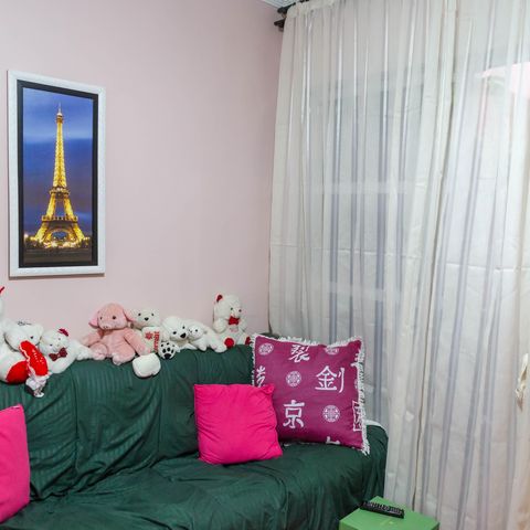 Casa à venda com 136m², 4 quartos e 2 vagas Casa à venda com 136m², 4 quartos e 2 vagasCasa 2 - Sala