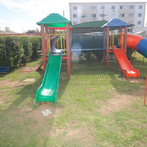 Apartamento à venda com 43m², 2 quartos e 1 vaga Apartamento à venda com 43m², 2 quartos e 1 vagaÁrea comum - Playground