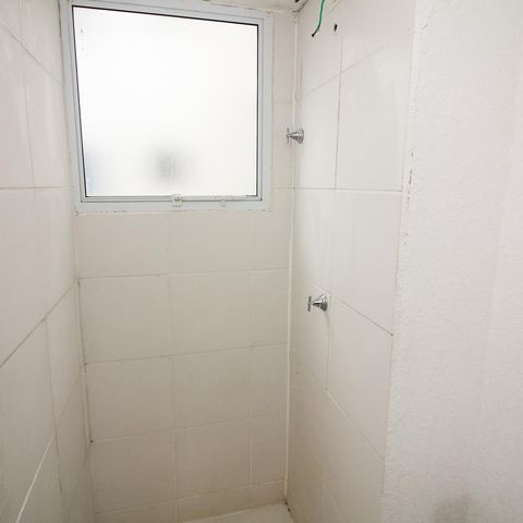 Apartamento à venda com 43m², 2 quartos e 1 vaga Apartamento à venda com 43m², 2 quartos e 1 vagaBanheiro