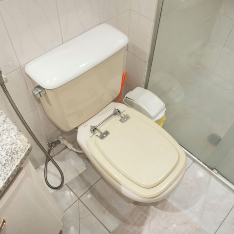 Apartamento à venda com 130m², 3 quartos e 3 vagasBanheiro da Suíte