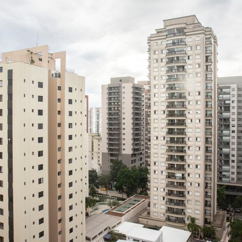 Apartamento à venda com 130m², 3 quartos e 3 vagasVista do Quarto 2