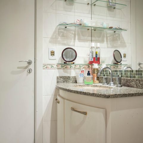 Apartamento à venda com 130m², 3 quartos e 3 vagasBanheiro da Suíte