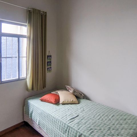 Casa à venda com 185m², 4 quartos e 1 vaga Casa à venda com 185m², 4 quartos e 1 vagaQuarto 1