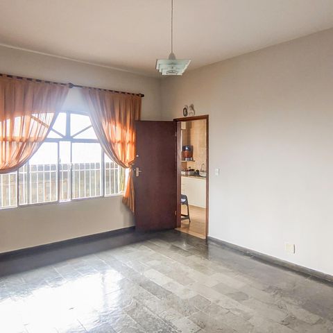 Casa à venda com 185m², 4 quartos e 1 vaga Casa à venda com 185m², 4 quartos e 1 vagaCopa