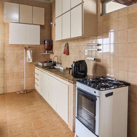 Casa à venda com 185m², 4 quartos e 1 vaga Casa à venda com 185m², 4 quartos e 1 vagaCozinha