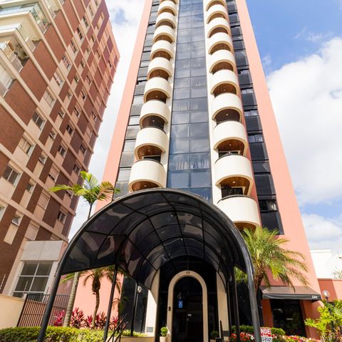 Apartamento para alugar com 49m², 1 quarto e 1 vaga Apartamento para alugar com 49m², 1 quarto e 1 vagaFachada