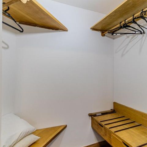 Apartamento para alugar com 49m², 1 quarto e 1 vaga Apartamento para alugar com 49m², 1 quarto e 1 vagaCloset