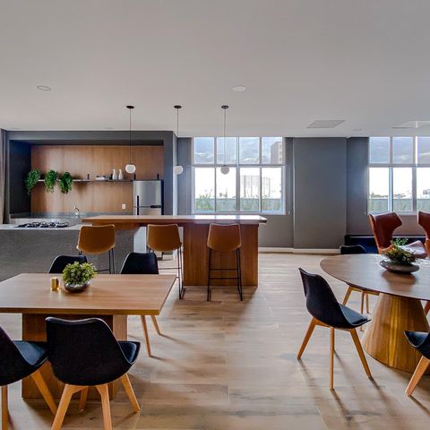 Studio à venda com 27m², 1 quarto e sem vagaÁrea comum - Salão de festas