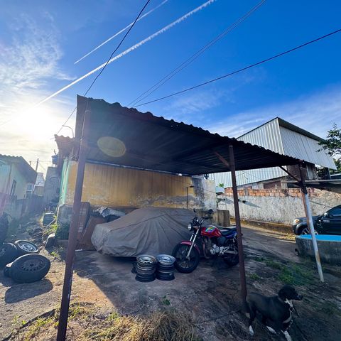 Casa à venda com 400m², 3 quartos e 5 vagas Casa à venda com 400m², 3 quartos e 5 vagasÁrea Externa