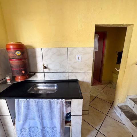 Casa à venda com 400m², 3 quartos e 5 vagas Casa à venda com 400m², 3 quartos e 5 vagasCozinha