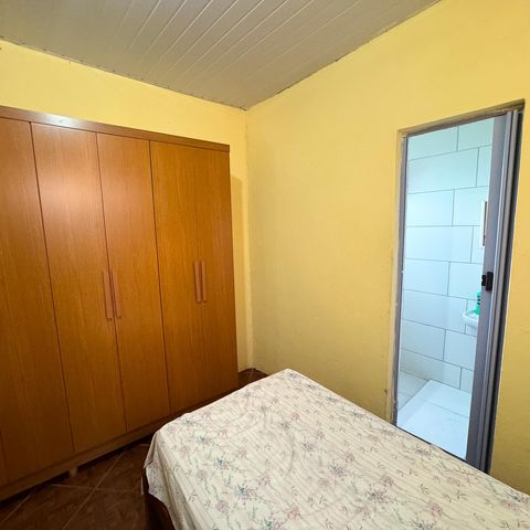 Casa à venda com 400m², 3 quartos e 5 vagas Casa à venda com 400m², 3 quartos e 5 vagasQuarto