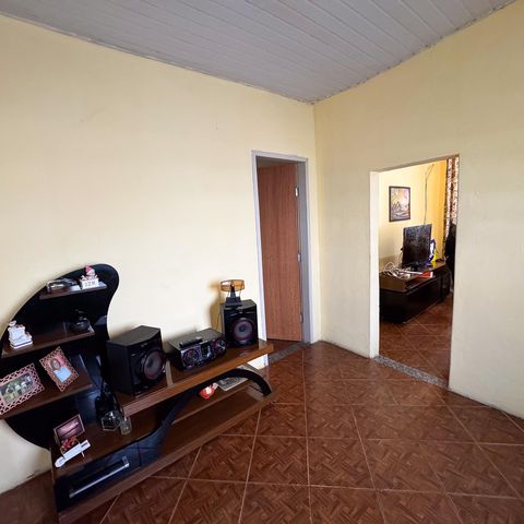 Casa à venda com 400m², 3 quartos e 5 vagas Casa à venda com 400m², 3 quartos e 5 vagasQuarto 2