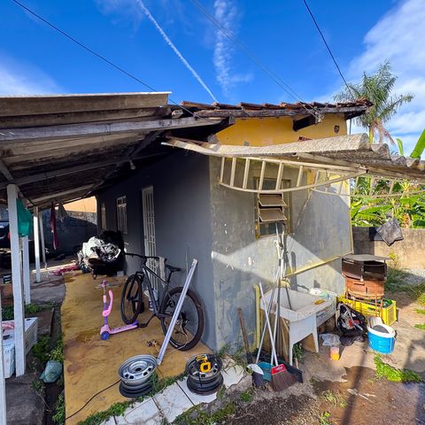 Casa à venda com 400m², 3 quartos e 5 vagas Casa à venda com 400m², 3 quartos e 5 vagasÁrea Externa