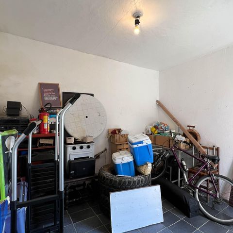 Casa à venda com 200m², 3 quartos e 3 vagas Casa à venda com 200m², 3 quartos e 3 vagasQuarto de Serviço