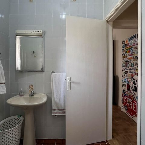 Casa à venda com 200m², 3 quartos e 3 vagas Casa à venda com 200m², 3 quartos e 3 vagasBanheiro